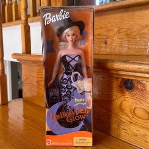 COPY - Barbie Special Edition Halloween Glow Doll NEW IN BOX